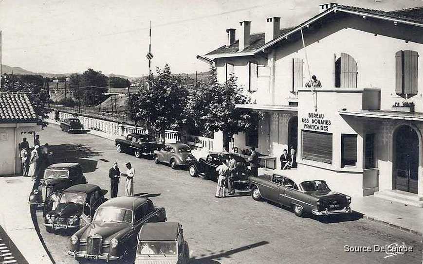 64 Hendaye Bureau des Douanes II.jpg